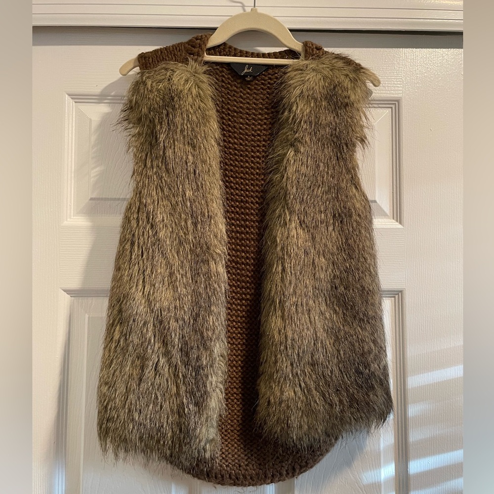 Fur sweater vest